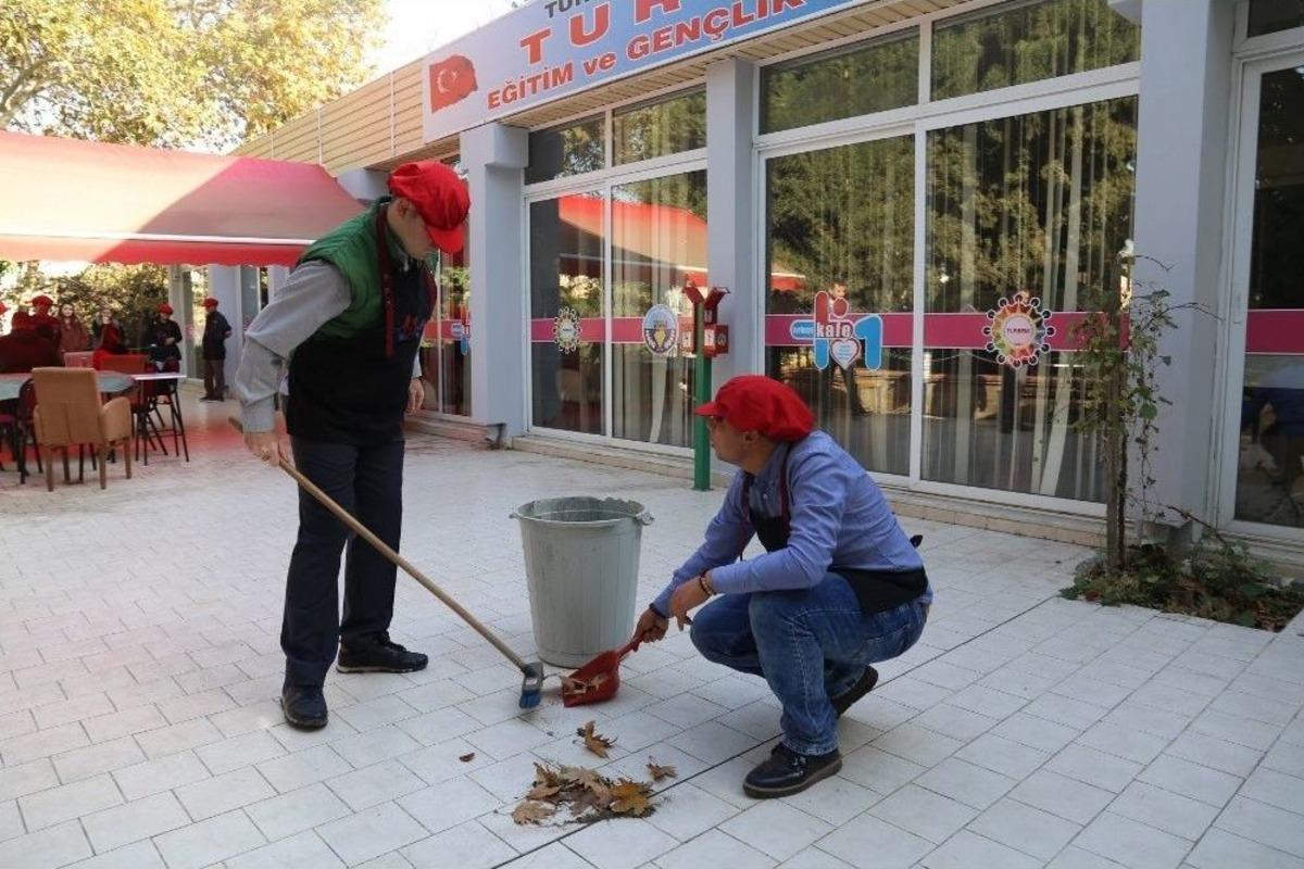 Down Sendromlu &Ouml;ğrenciler Topluma Kazandırılacak