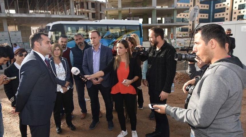 Başkan Y&uuml;cel, Basın Turu D&uuml;zenledi