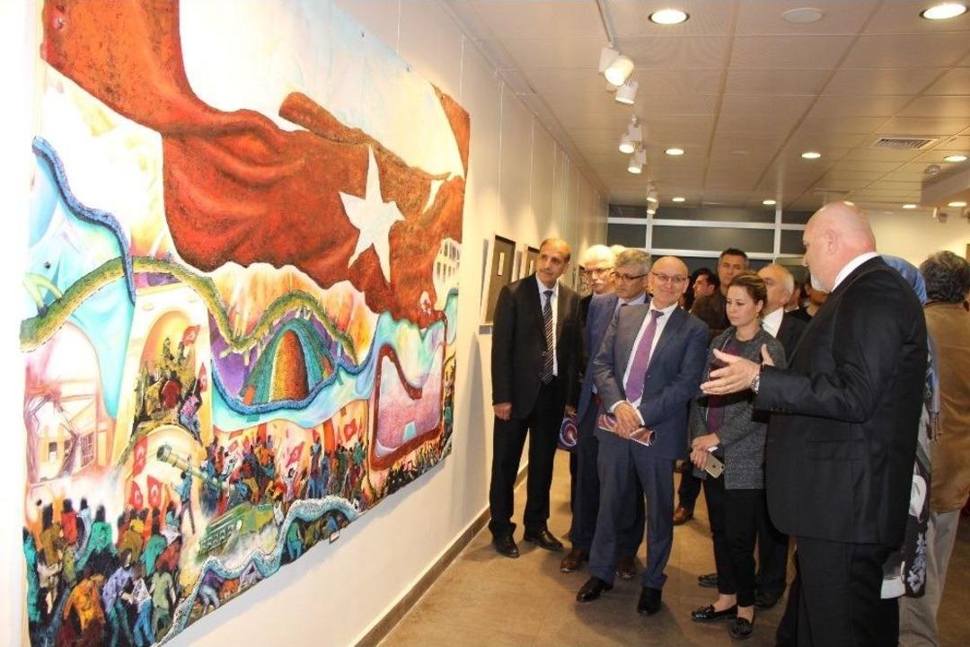 "25. Kare" Resim Sergisi Om&uuml;&rsquo;de A&ccedil;ıldı