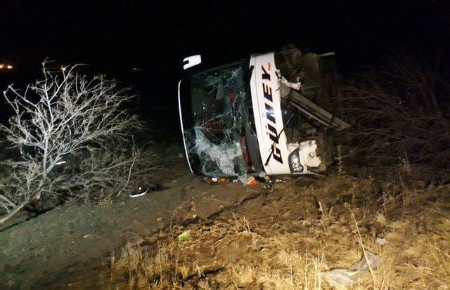 Ankara&rsquo;da Otob&uuml;s Kazası: 10 Yaralı 3