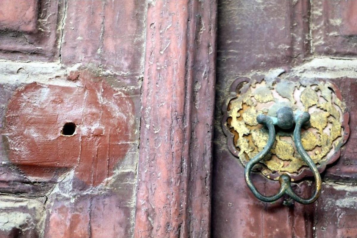 400 Yıllık Caminin Altın Yaldızlı Fig&uuml;rleri Kayıp