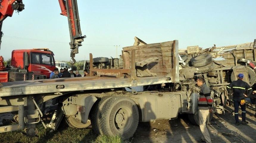 Hatay Trafik Kazası: 19 Yaralı