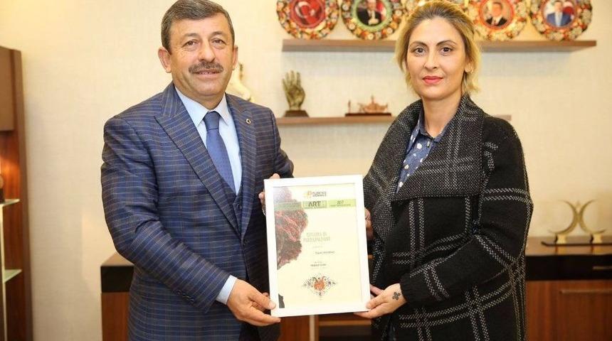 Ressam Demirtaş, Başkan Karabacak’ı Ziyaret Etti