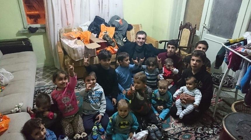 50 T&uuml;rkmen &Ccedil;ocuğun Kışlık Kıyafet İhtiyacı Karşılandı