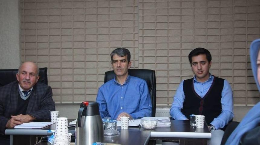 Ak Parti Merkez İl&ccedil;e Başkanlığı Y&ouml;netim Kurulu Toplandı