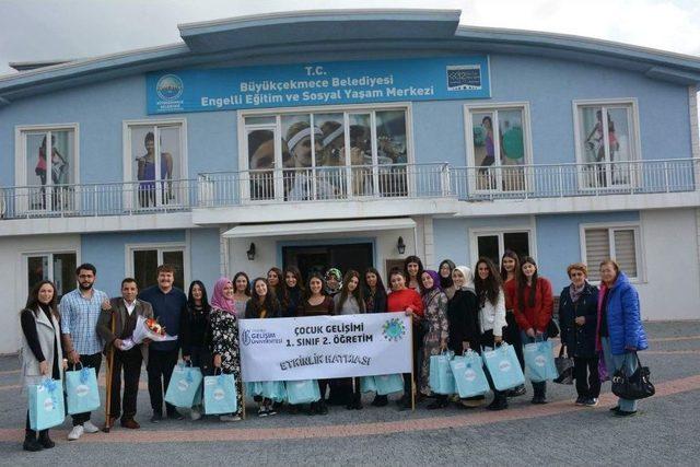 Büyükçekmece Belediyesi’nden Engelli Çocuklara Resim Eğitimi