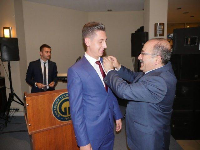 Trabzon&rsquo;da İl Hakemliğine Terfi Eden 30 Hakeme Kokartları Verildi 1