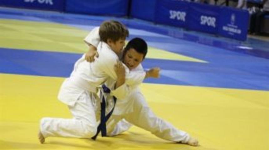 D&uuml;zce Judo Birinci Lig M&uuml;sabakaları Ev Sahipliği Yapacak