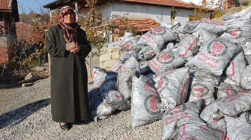 H&uuml;sne Teyze K&ouml;m&uuml;re Kavuştu