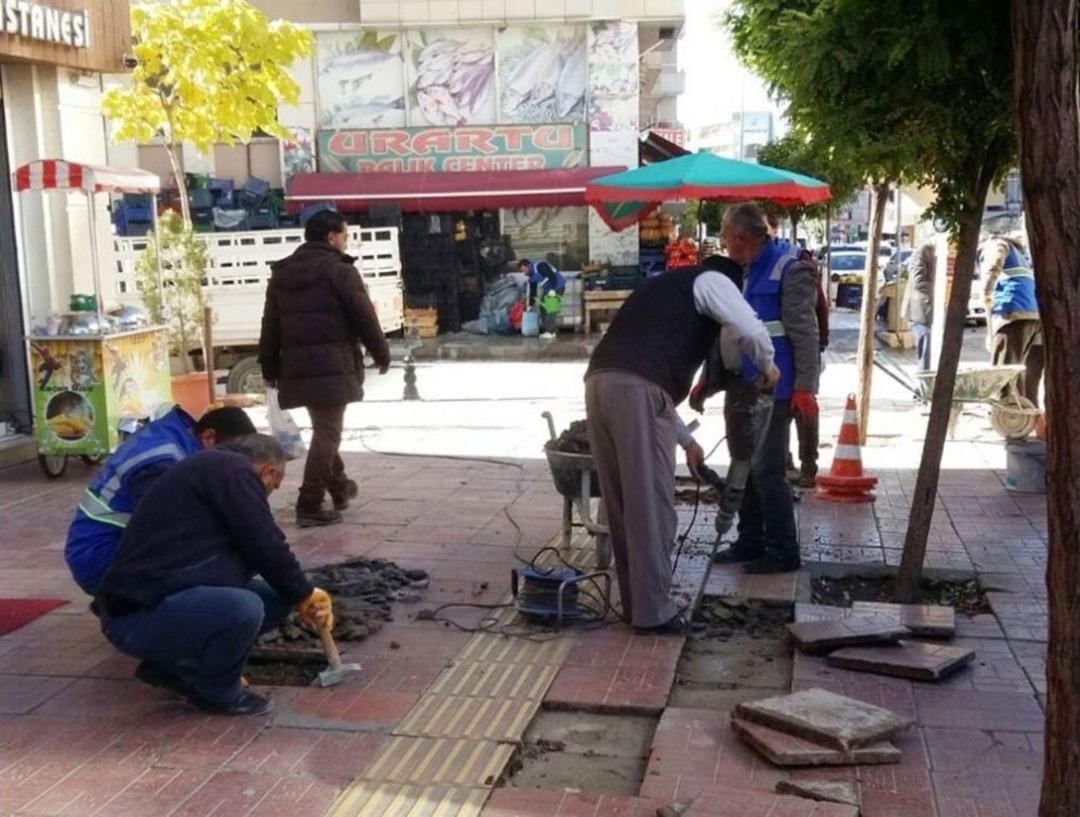 Van&rsquo;da Kaldırımlar Kışa Hazır