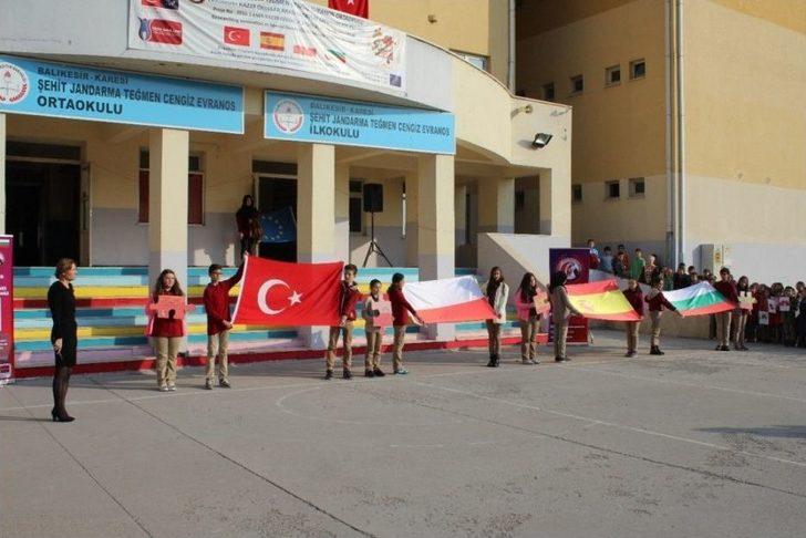 Balıkesir Yurt Dışından Gelen Öğretmenleri Ağırladı G3