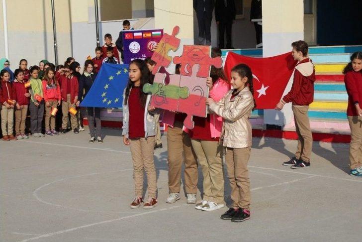 Balıkesir Yurt Dışından Gelen Öğretmenleri Ağırladı G5