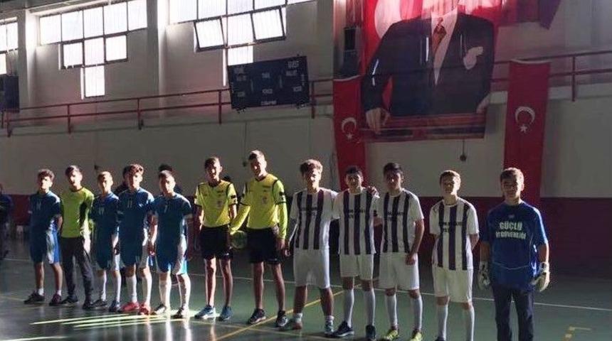 Futsal’da Bölge Birincisi Oldular