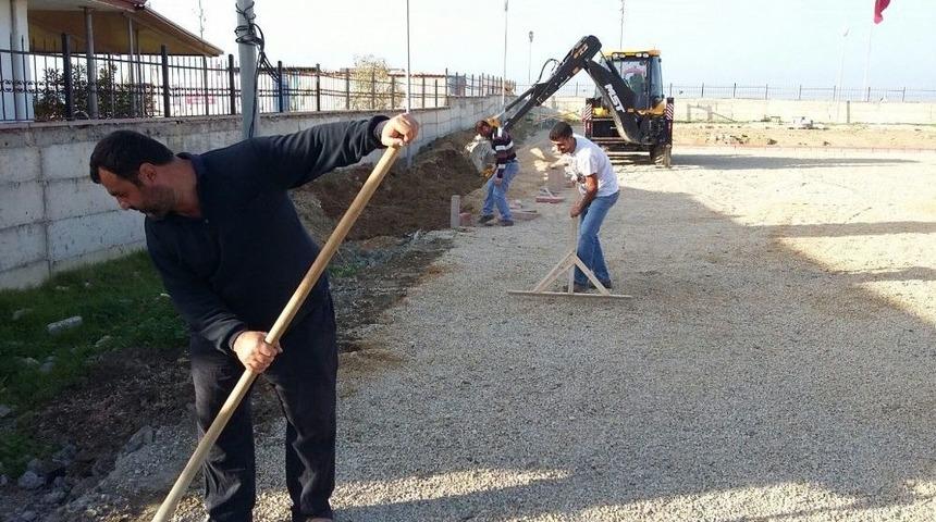 Samandağ Belediyesi Yol Çalışmalarına Devam Ediyor