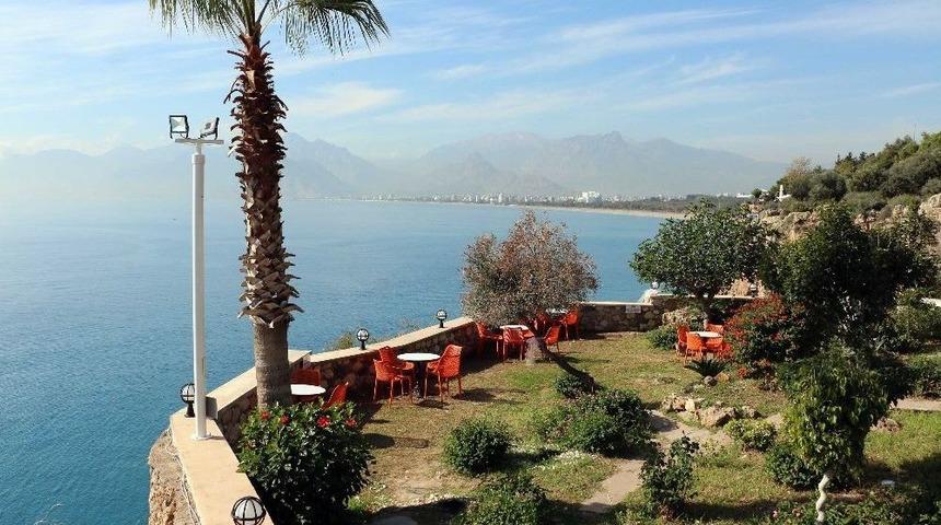 Antalya B&uuml;y&uuml;kşehir&rsquo;den Yeni Bir Sosyal Tesis Daha