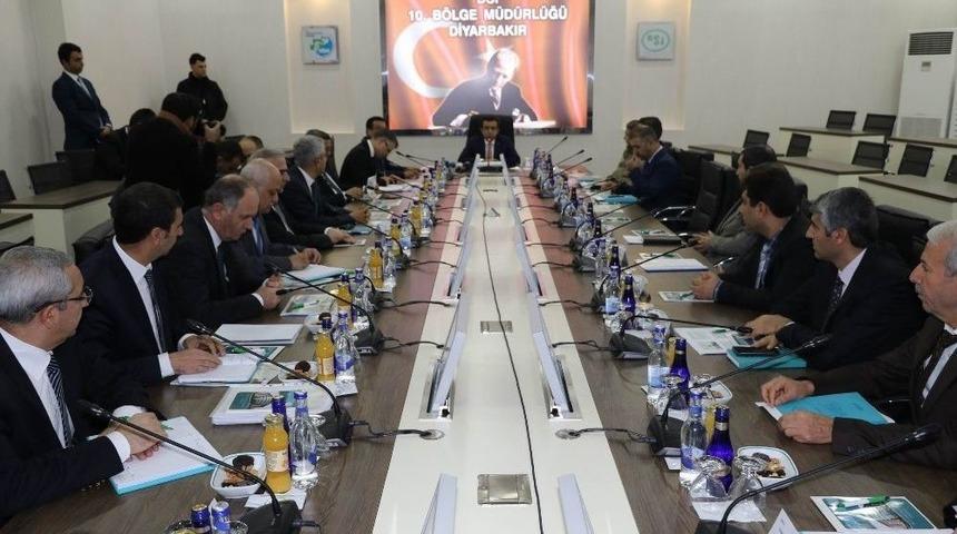 Dicle Nehri’nin Güzelleşmesi İçin Çalışmalara Başlandı