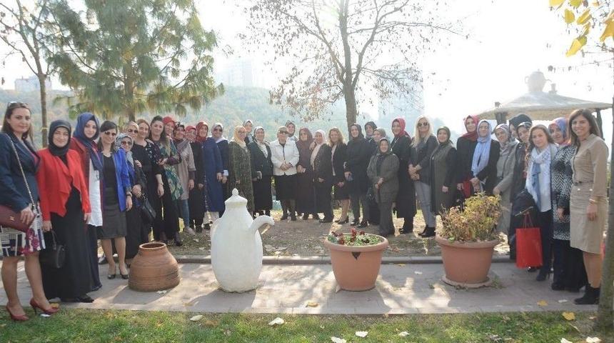 İzmit Belediyesi, Başkan Eşlerini Kahvaltıda Ağırladı