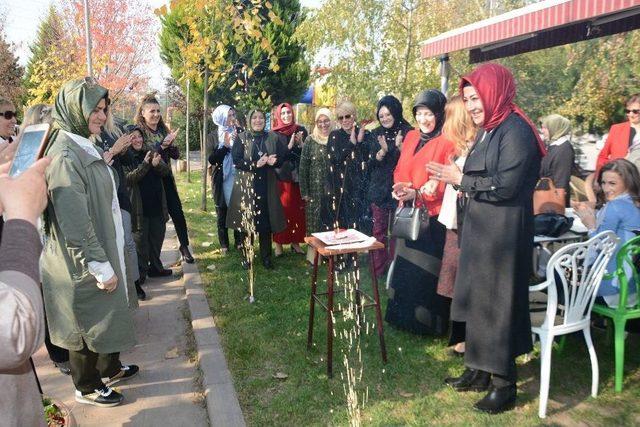 İzmit Belediyesi, Başkan Eşlerini Kahvaltıda Ağırladı