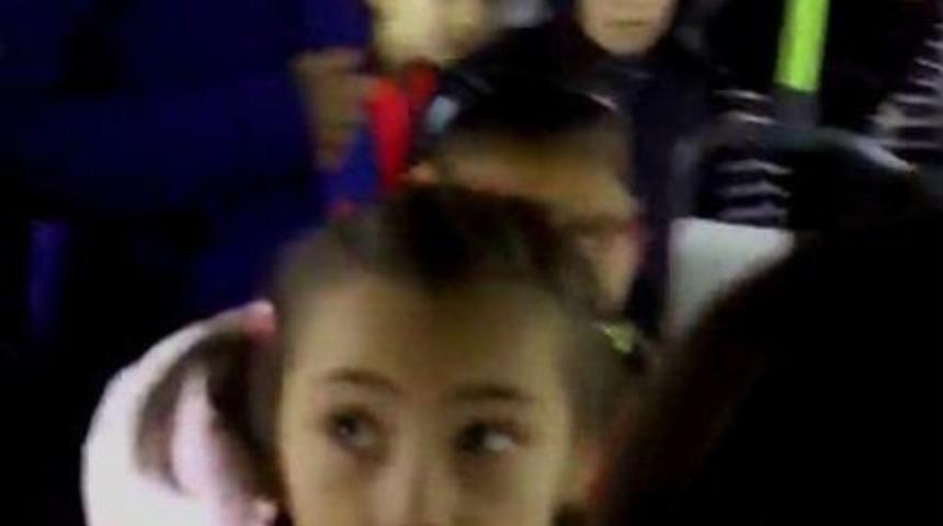 Polis Tek Tek Saydı, 15 Kişilik Minib&uuml;sten 29 &Ouml;ğrenci &Ccedil;ıktı