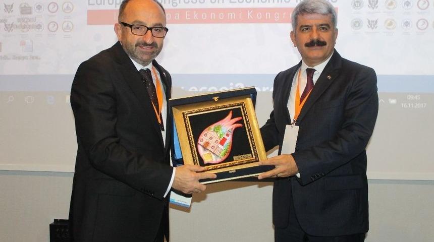 Kartepe, Ecoeı&rsquo;ye Ev Sahipliği Yapıyor