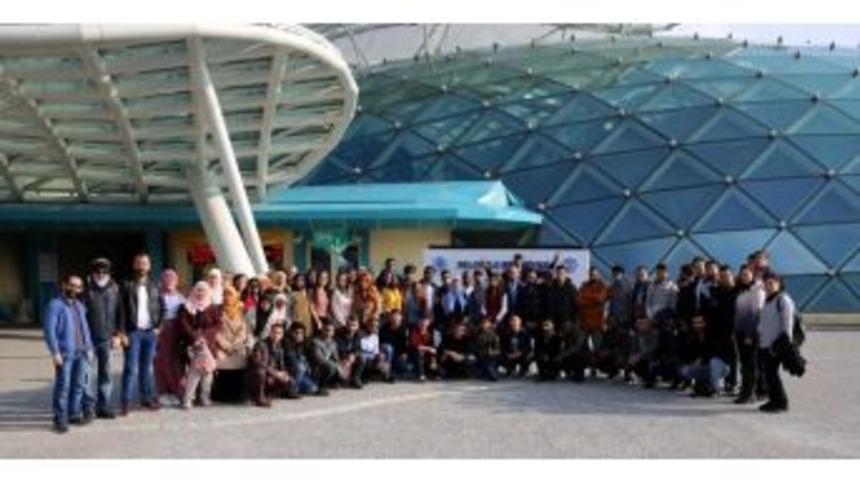 Yabancı &Ouml;ğrenciler İ&ccedil;in &ldquo;şehrimi Tanıyorum Gezisi&rdquo; D&uuml;zenlendi