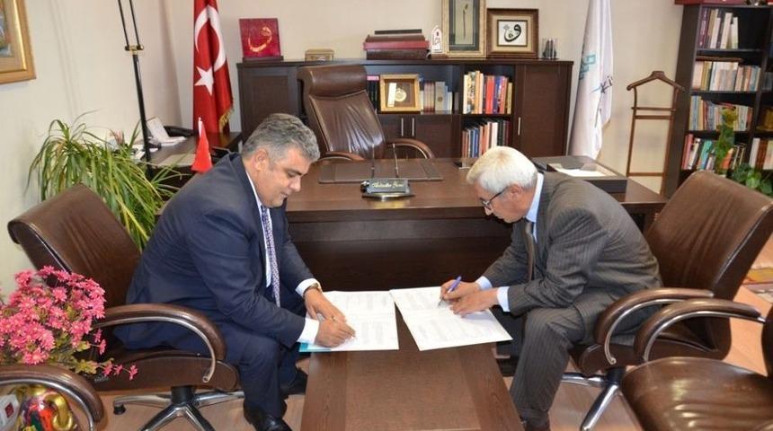 Ereğli&rsquo;de &Ccedil;ocuk K&uuml;t&uuml;phanesi Protokol&uuml; İmzalandı