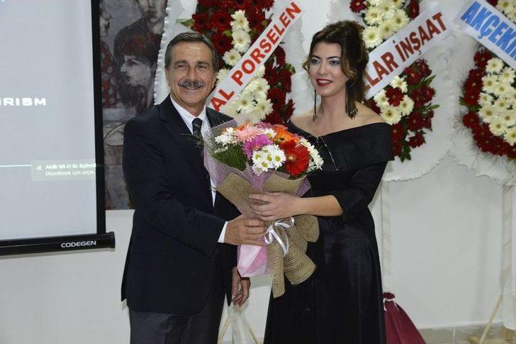 Çiniye Hayat Veren Sıtkı Usta Tepebaşı’nda Anılıyor G2