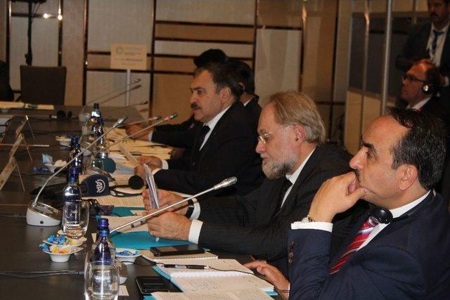 Orman Ve Su İşleri Bakanı Veysel Eroğlu 1. Su Konseyi Konferansına Katıldı