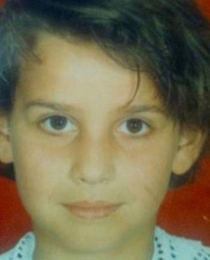 Ünlü isimler okul yıllarından paylaştı G4