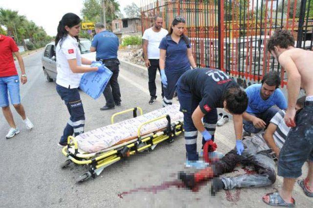 Trafik magandaları, bıçak ve levyeyle dehşeti yaşattı