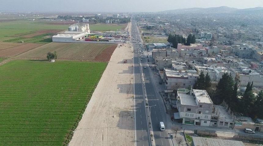Ak&ccedil;akale Yolunda Yol Genişletme &Ccedil;alışmaları Başladı