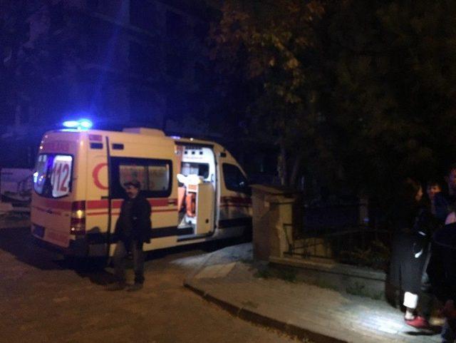 Alkollü Vatandaş Evi Yaktı, Daha Sonra Balkona Çıkıp Bağırdı 1