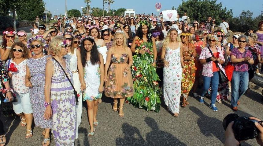 Antalya&rsquo;ya Kadın Eli Değecek