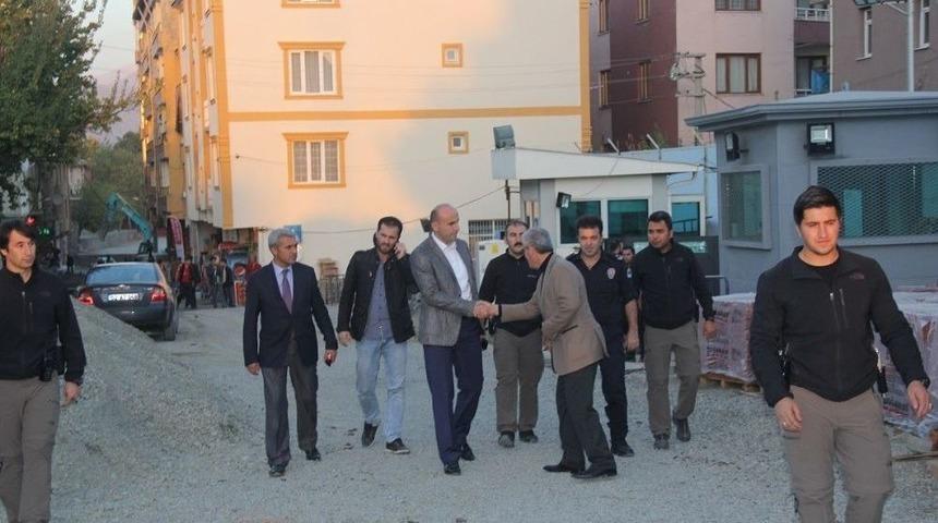 Başkan D&uuml;lgeroğlu, &Ccedil;alışmaları S&uuml;ren Lise Caddesinde İncelemede Bulundu