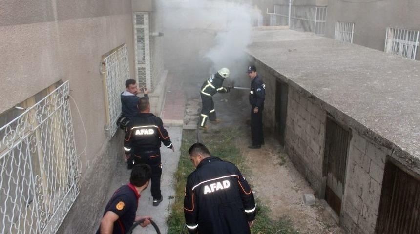 K&ouml;m&uuml;rl&uuml;kte &Ccedil;ıkan Yangın Polis, İtfaiye, Afad Ve 112 Ekiplerini Harekete Ge&ccedil;irdi