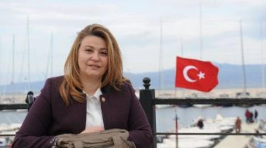 Sgk &Ccedil;ilesi Yaşayan Bursa Milletvekili Bennur Karaburun O Yılları Anlattı