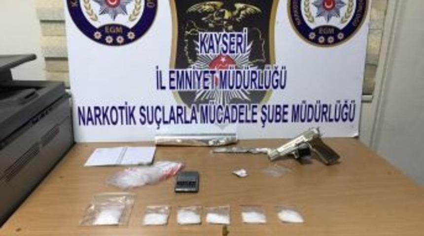 Uyuşturucu Operasyonunda 6 Kişi Yakalandı