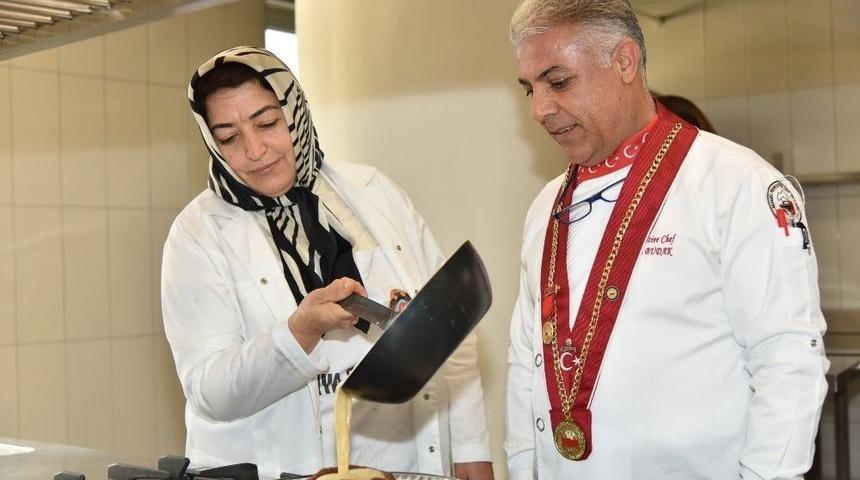 Y&ouml;resel Yemekler Profesyonellere &Ouml;ğretilecek