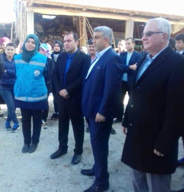 Hisarcık Kaymakamı Ve Belediye Başkanı &Ouml;ğrencilerin &rsquo;meslek Tanıtımı&rsquo; Etkinliğine Katıldı 2