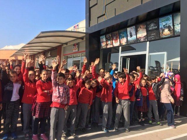 Havranlı Öğrenciler Sinema İle Buluştu 2