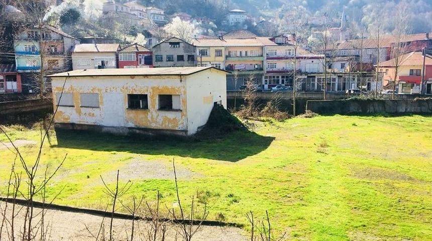 Spor Salonu Yapılacak Arsada İncelemede Bulundular