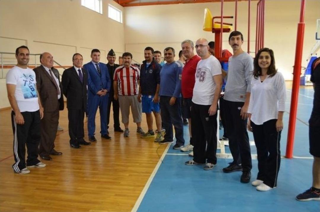 İvrindili &Ouml;ğrencilerle Madra Dağı Eteklerinde Kitap Okudular