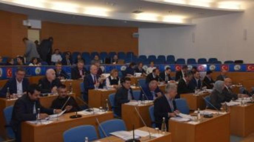 D&uuml;zce Belediyesi Meclis G&uuml;ndemi B&uuml;t&ccedil;e Oldu