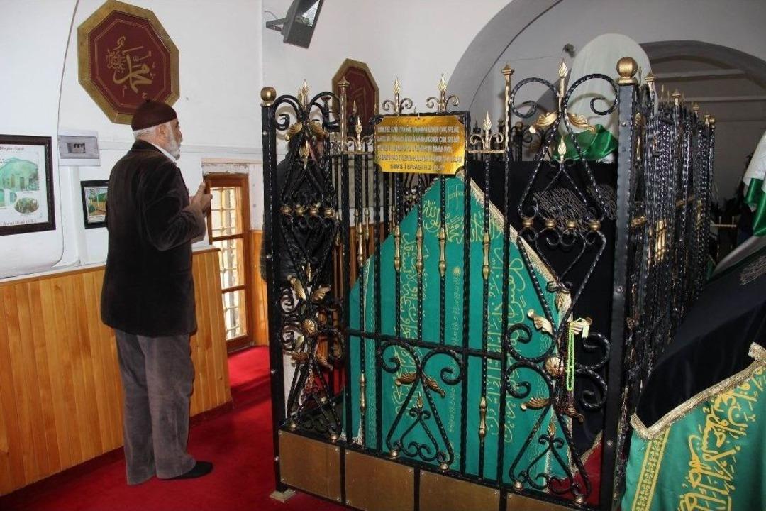 Anadolu&rsquo;daki &Uuml;&ccedil; G&uuml;neşten Biri Şems-i Sivasi