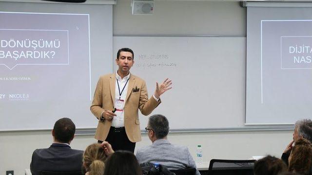 Eğitimde Gelecek Konferansına Büyük İlgi