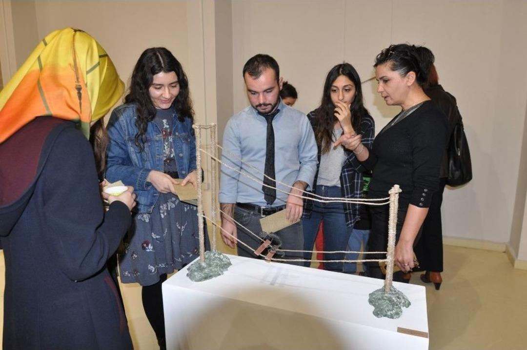 Sıfır İle Sıfır Arasında İsimli Sergi İlgi G&ouml;rd&uuml;