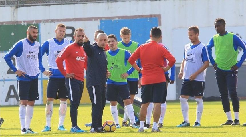 &Ccedil;alımbay, Kadroyu Şekillendiriyor