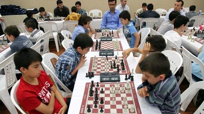 Kocaeli&rsquo;de Okullar Arası Satran&ccedil; Ligi Başlayacak