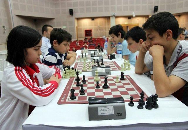 Kocaeli&rsquo;de Okullar Arası Satran&ccedil; Ligi Başlayacak 1