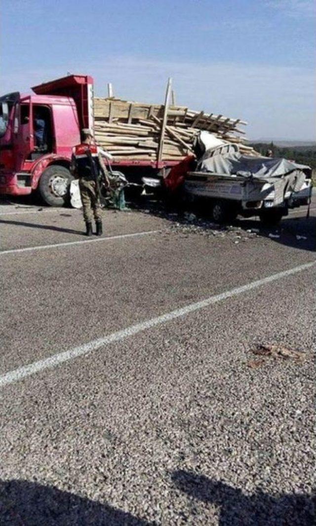 Kilis&rsquo;te Trafik Kazası: 1 &Ouml;l&uuml; 1